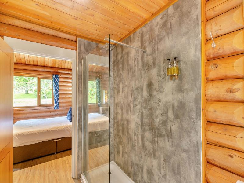 Walk in shower